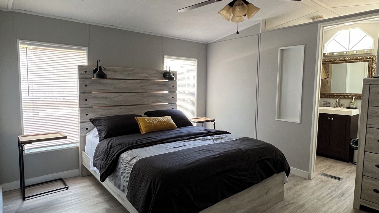 Photo of Bedroom in Fedhaven