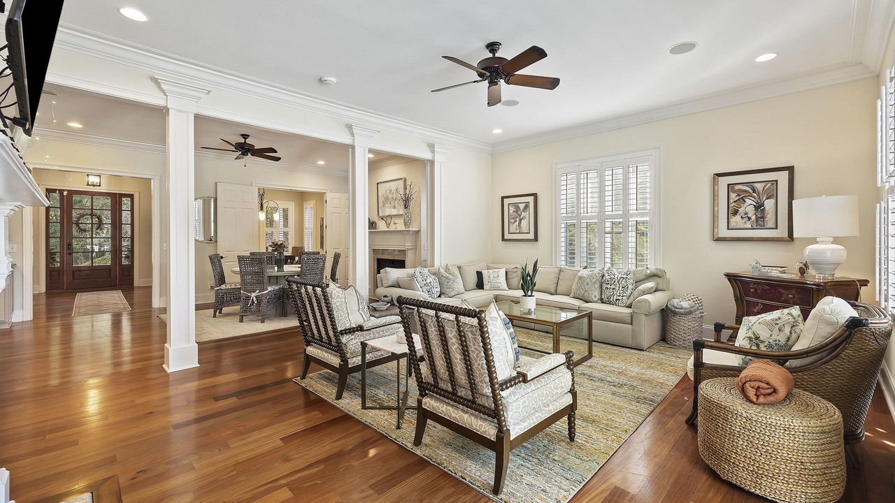 Photo of Livingroom in Seabrook Island