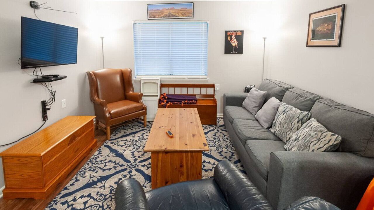 Photo of Livingroom in Clemson