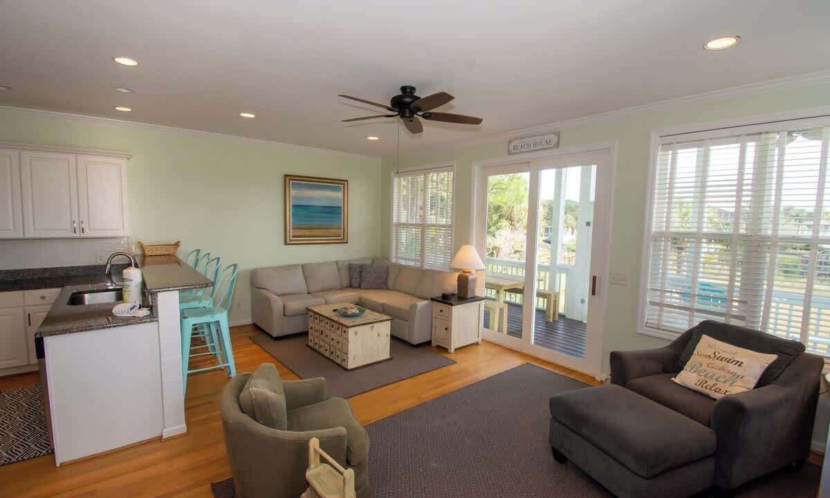 Photo of Livingroom in Saint Helena Island