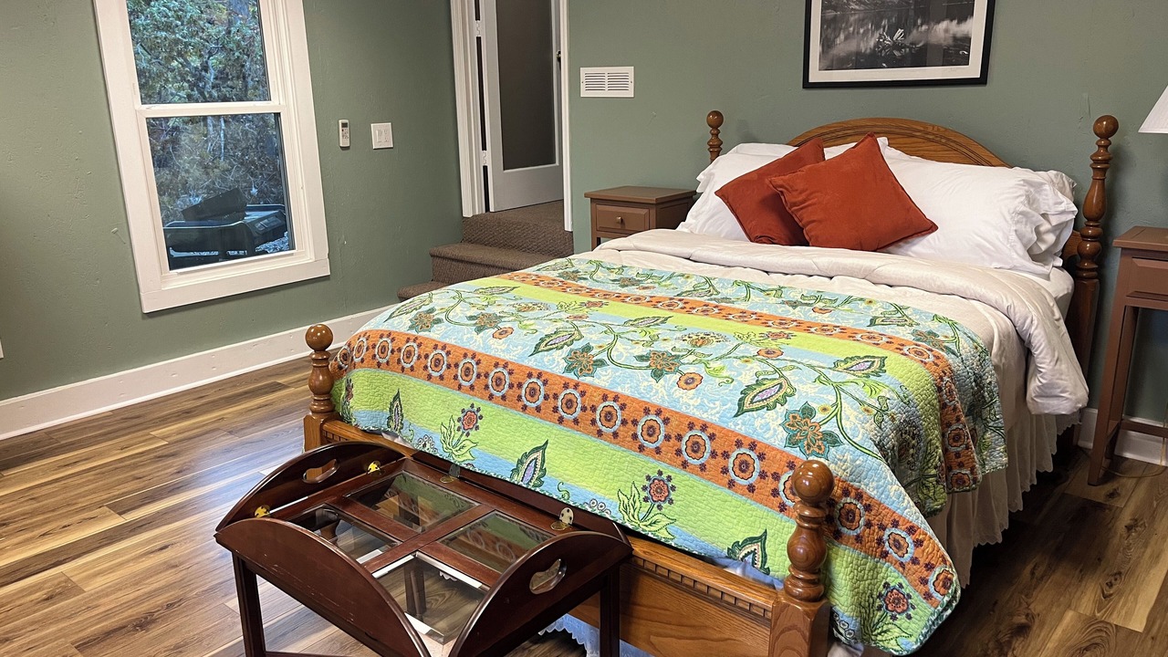 Photo of Bedroom in Reed Creek