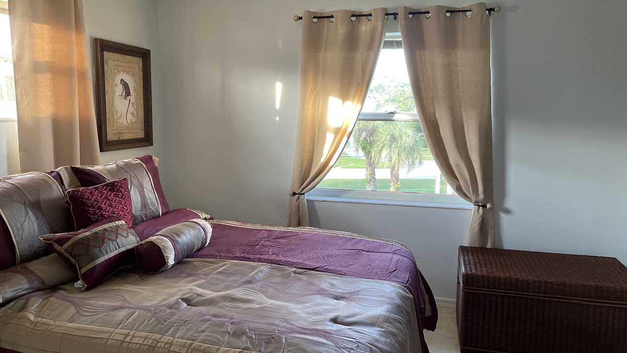 Photo of Bedroom in Florida Ridge
