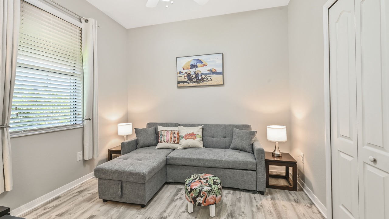 Photo of Livingroom in Naples