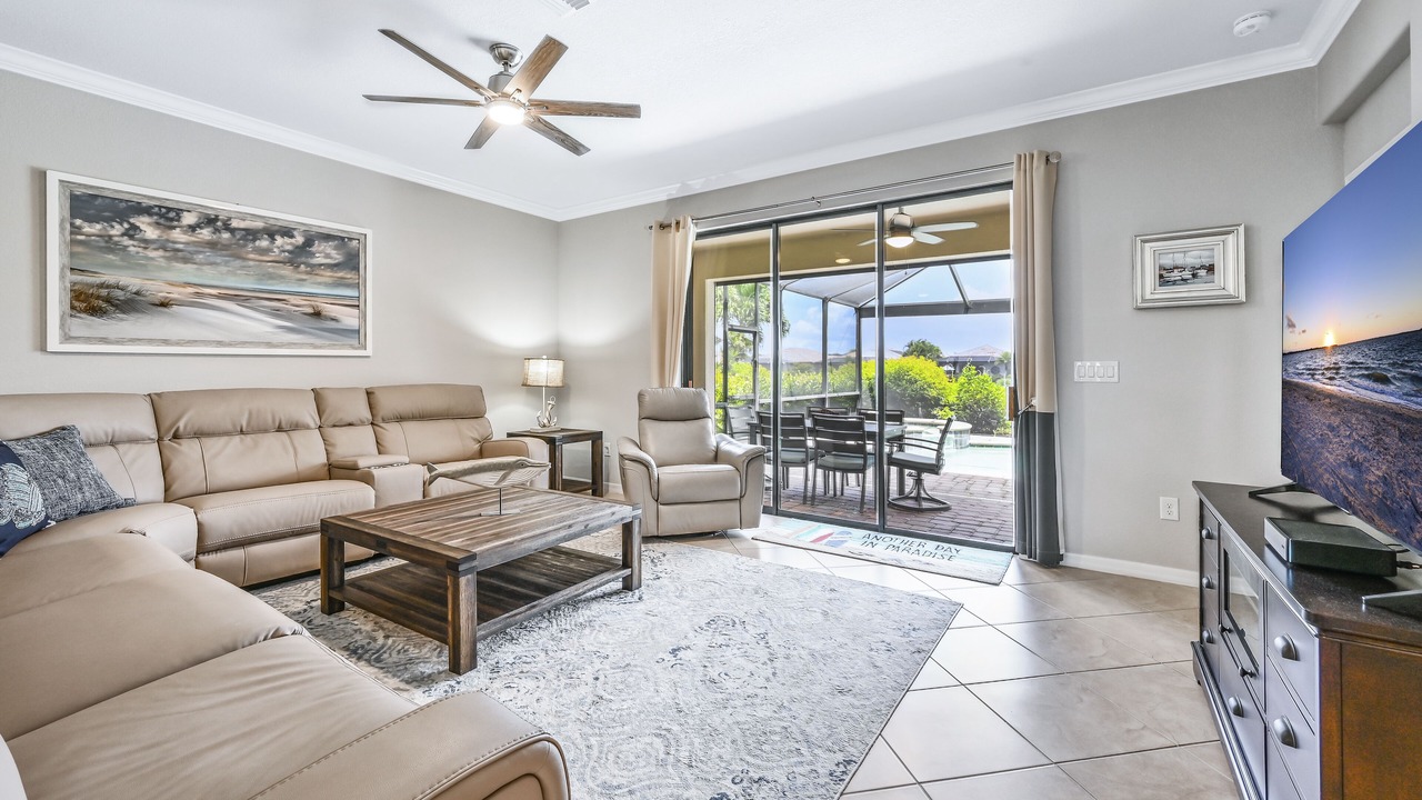 Photo of Livingroom in Naples