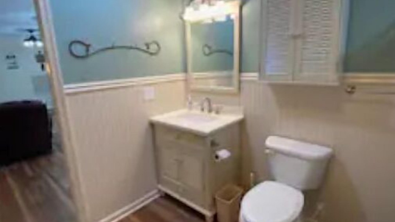 Photo of Bathroom in Townville