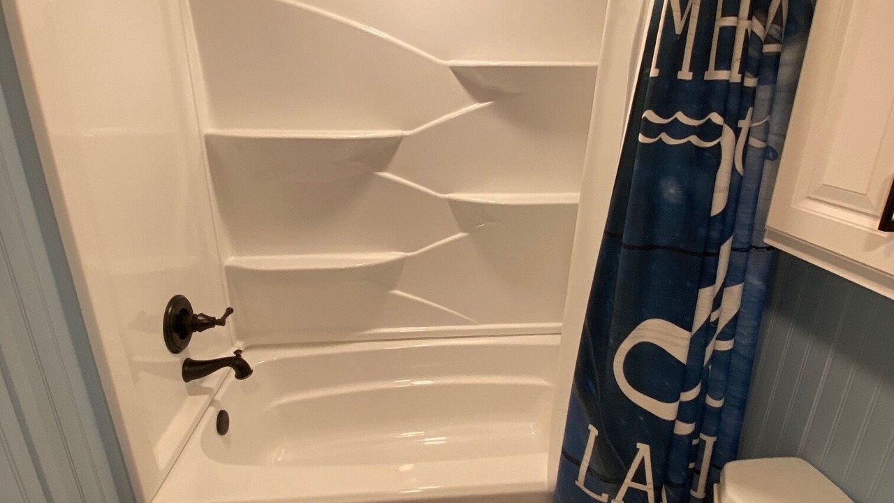 Photo of Bathroom in Townville