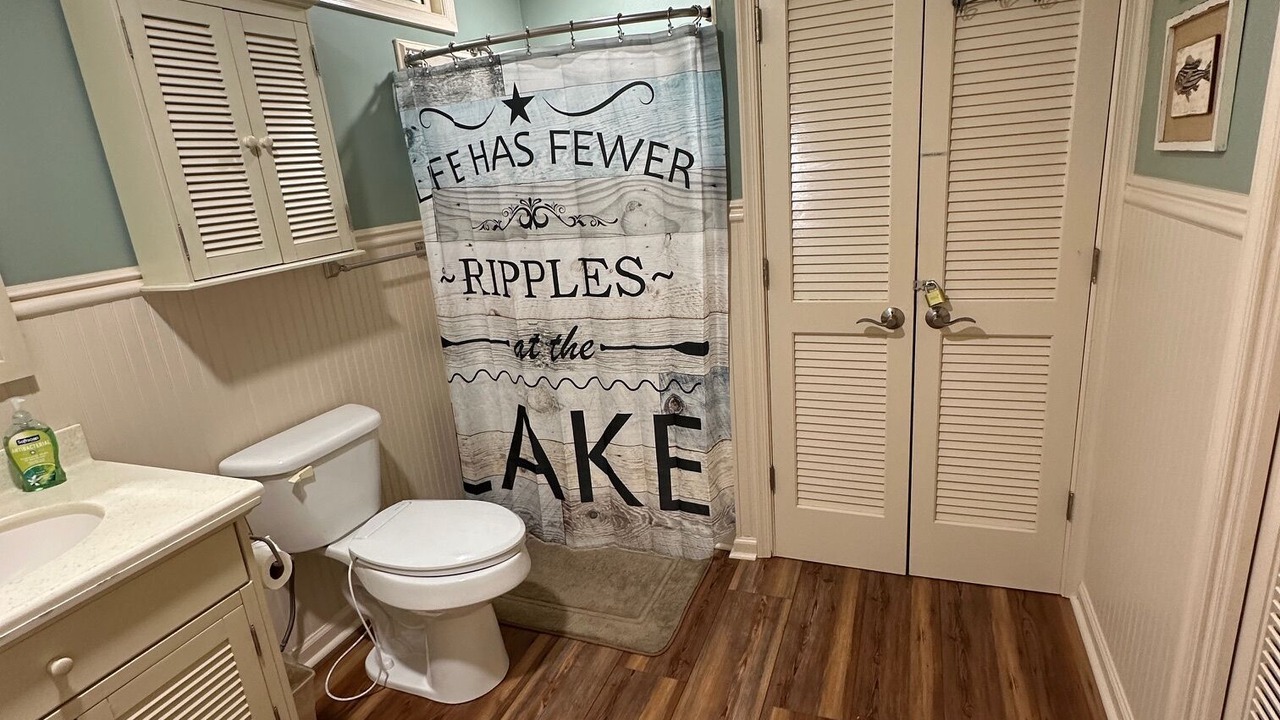Photo of Bathroom in Townville