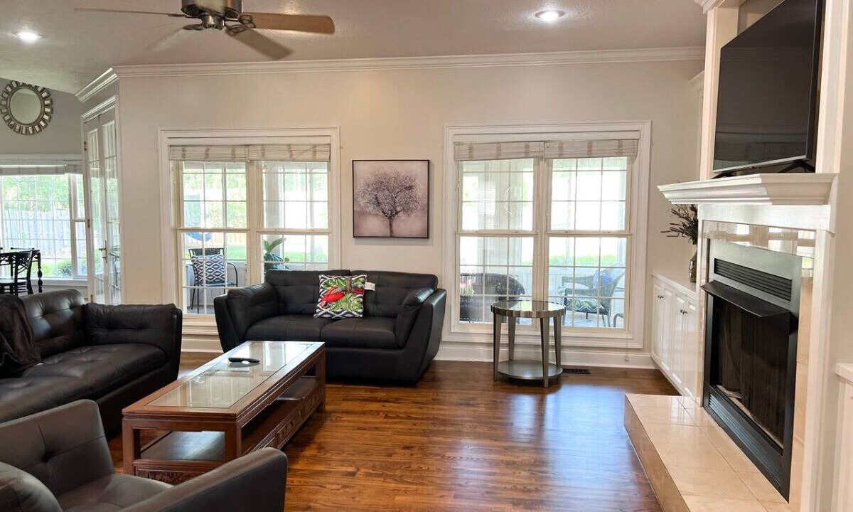 Photo of Livingroom in Evans