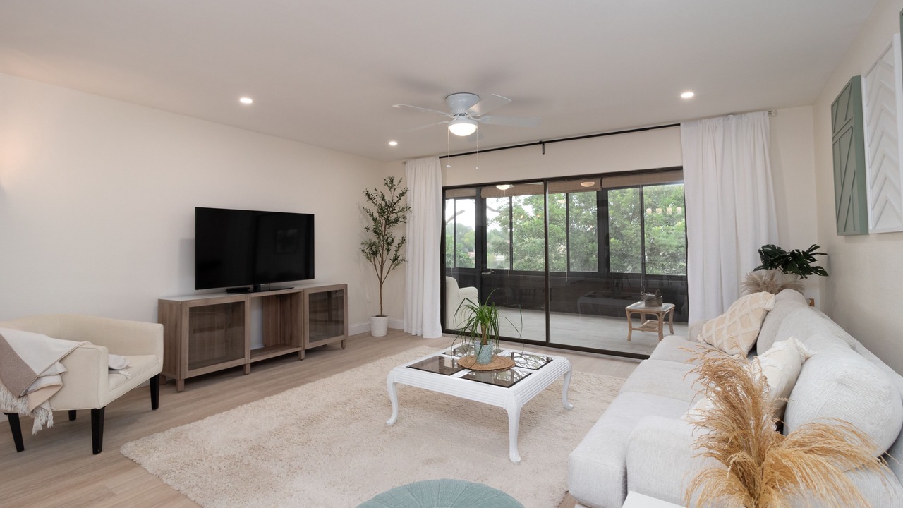 Photo of Livingroom in South Bradenton