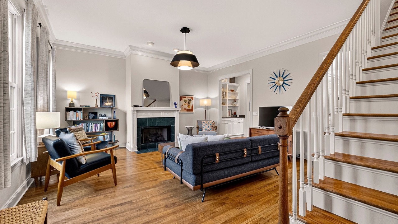 Photo of Livingroom in Beach Institute