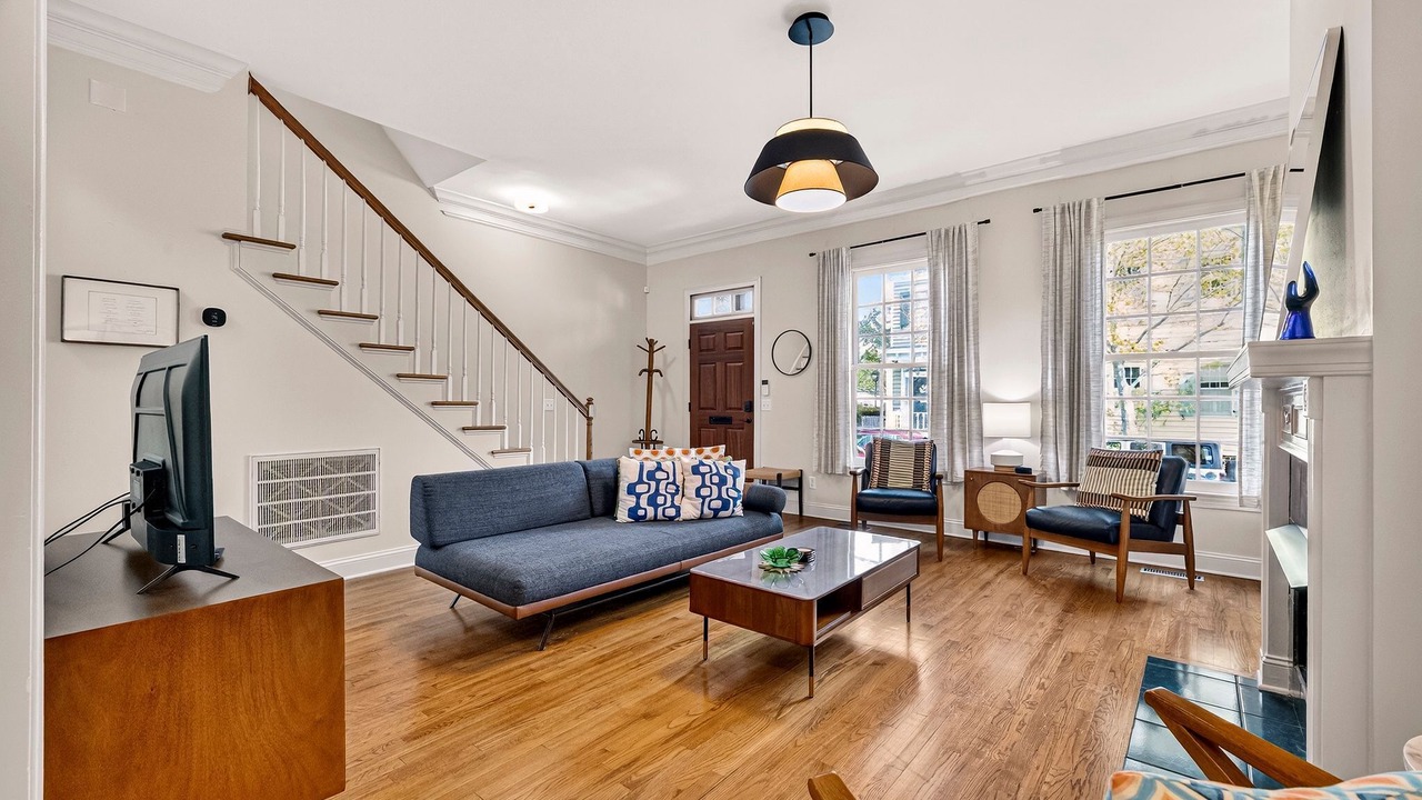 Photo of Livingroom in Beach Institute