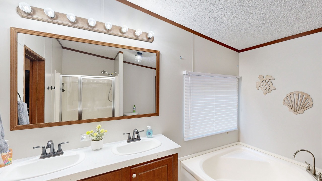 Photo of Bathroom in Newberry Shores