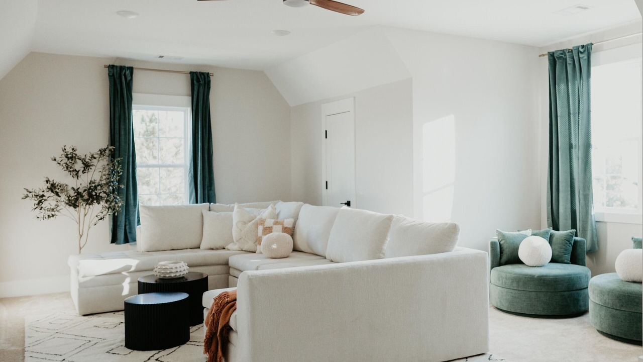 Photo of Livingroom in Matthews
