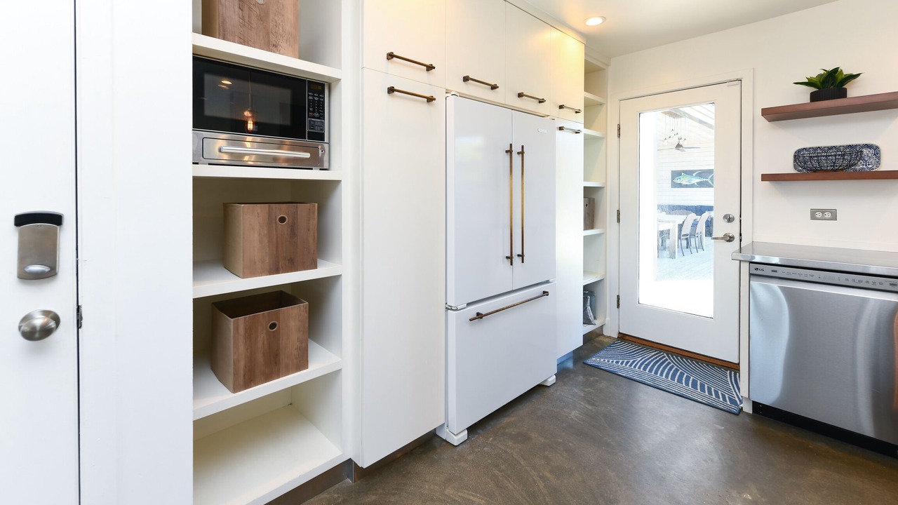 Photo of Kitchen in Inlet Harbour
