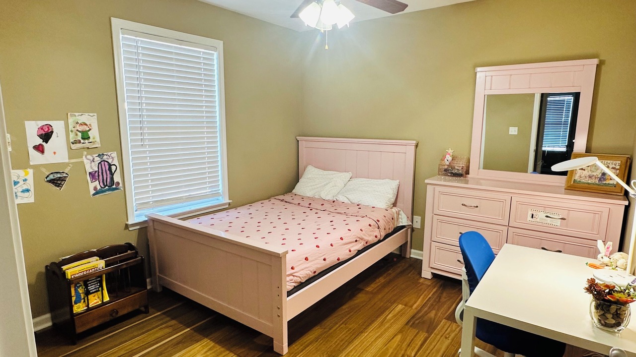Photo of Bedroom in Evans