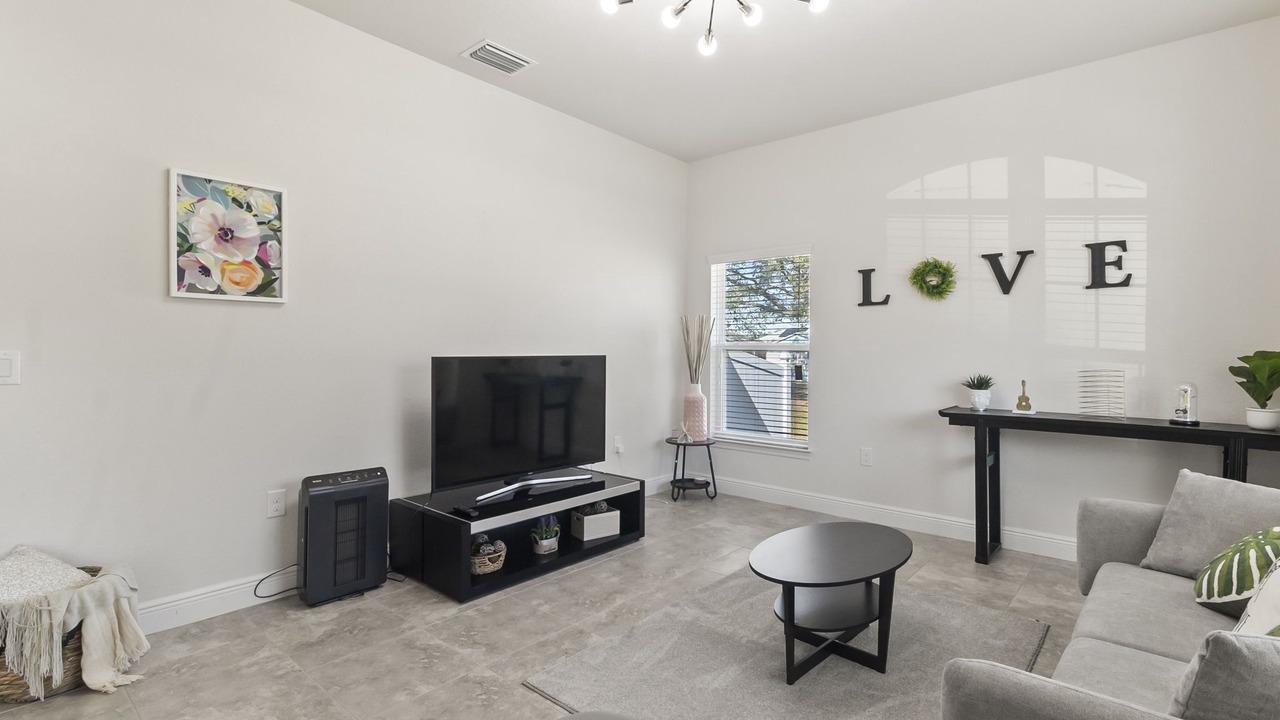 Photo of Livingroom in Port Charlotte