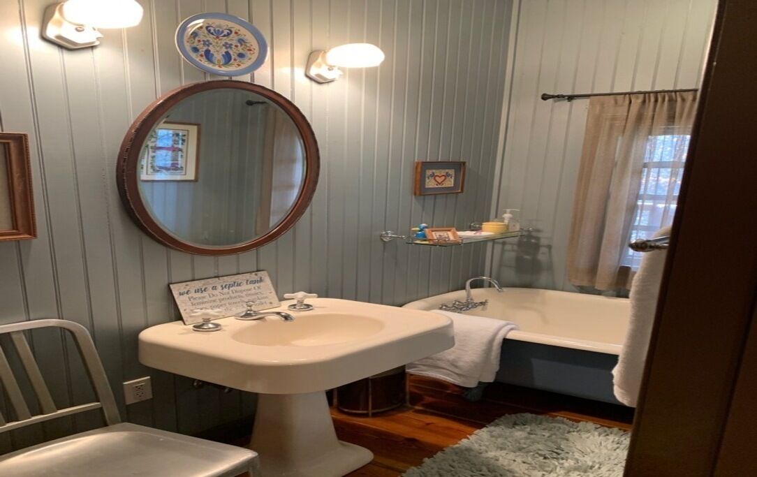 Photo of Bathroom in Salem