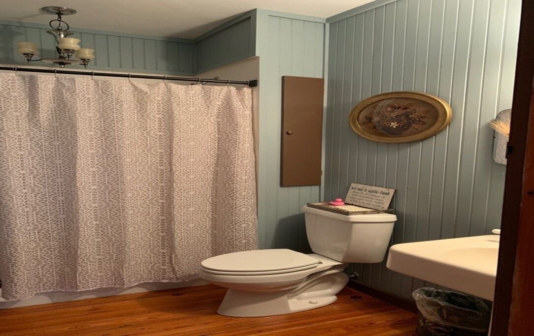 Photo of Bathroom in Salem