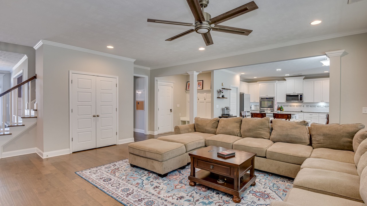 Photo of Livingroom in Evans
