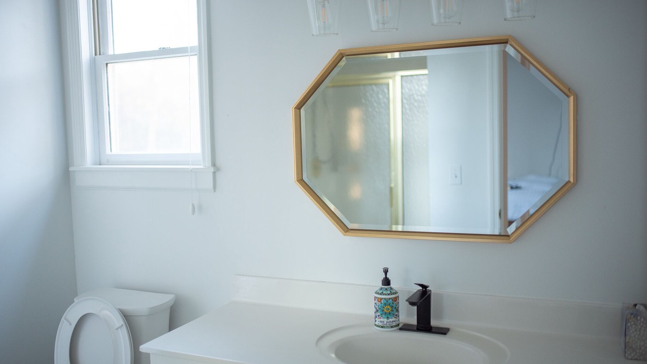 Photo of Bathroom in Martinez