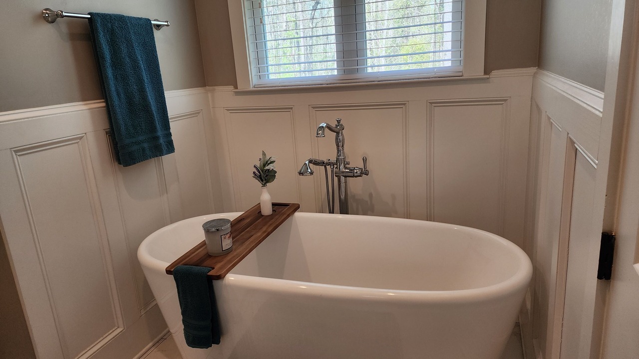 Photo of Bathroom in Appling