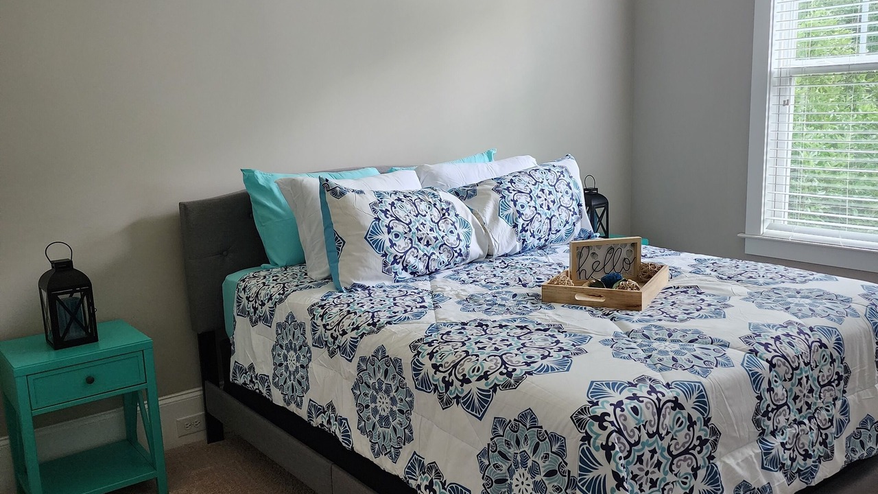 Photo of Bedroom in Appling