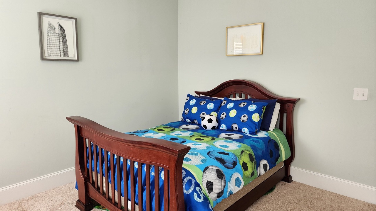 Photo of Bedroom in Appling
