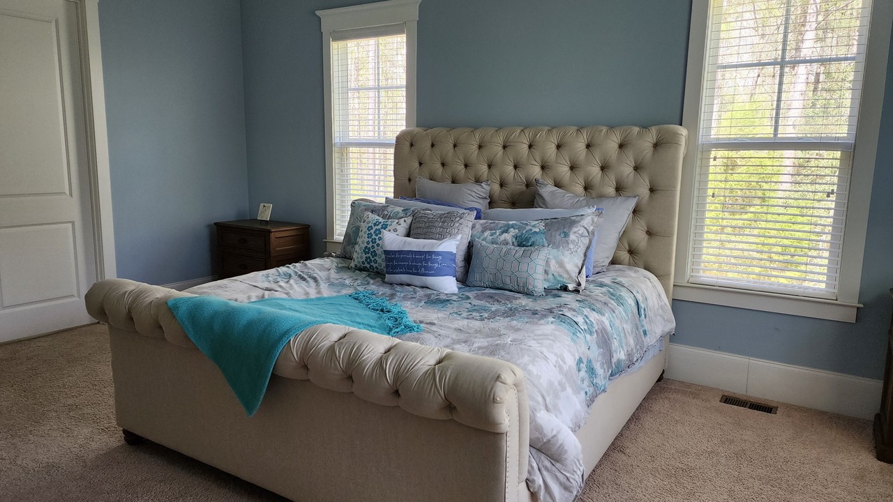 Photo of Bedroom in Appling