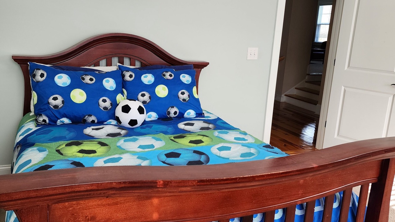 Photo of Bedroom in Appling
