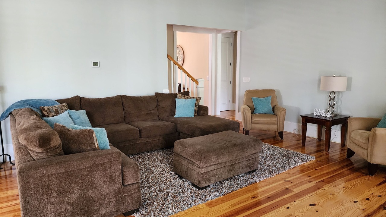 Photo of Livingroom in Appling
