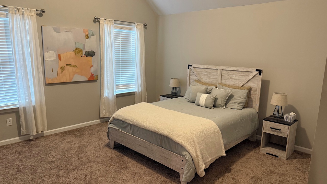 Photo of Bedroom in Grovetown