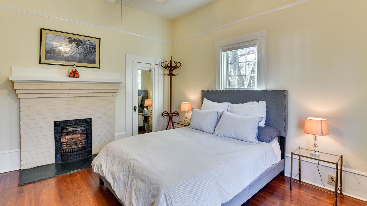 Photo of Bedroom in Watkinsville