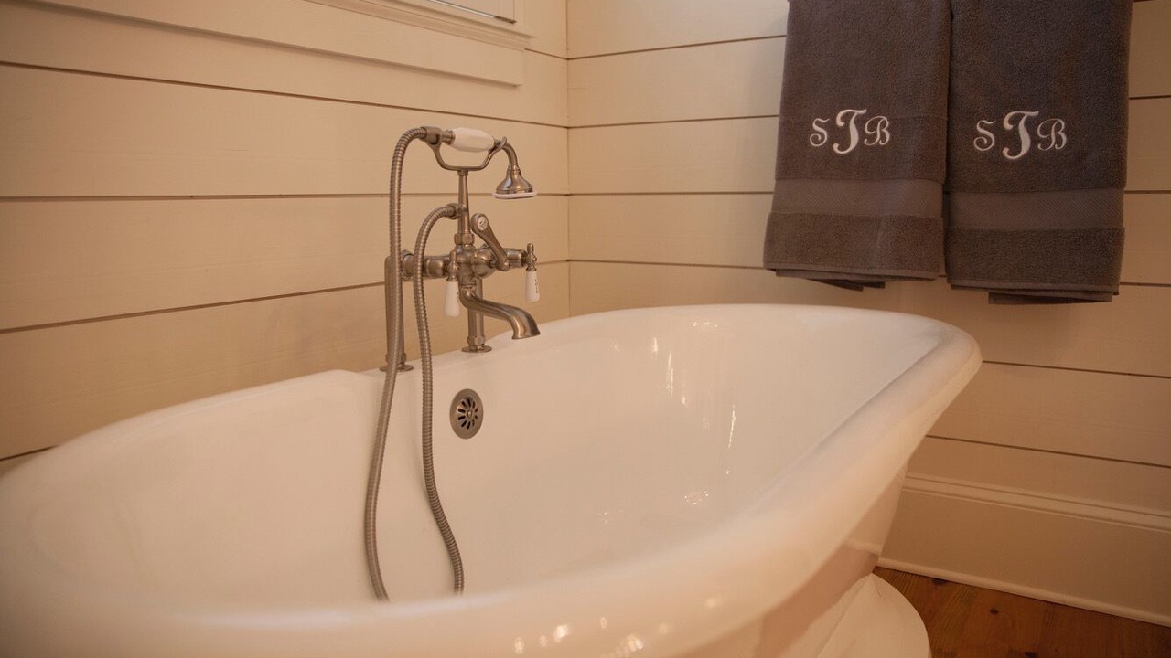 Photo of Bathroom in Appling