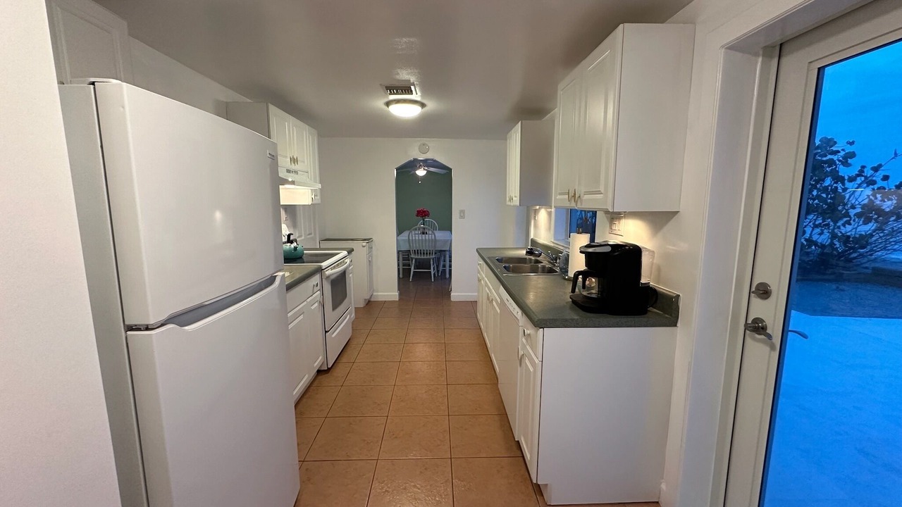 Photo of Kitchen in Floridana Beach