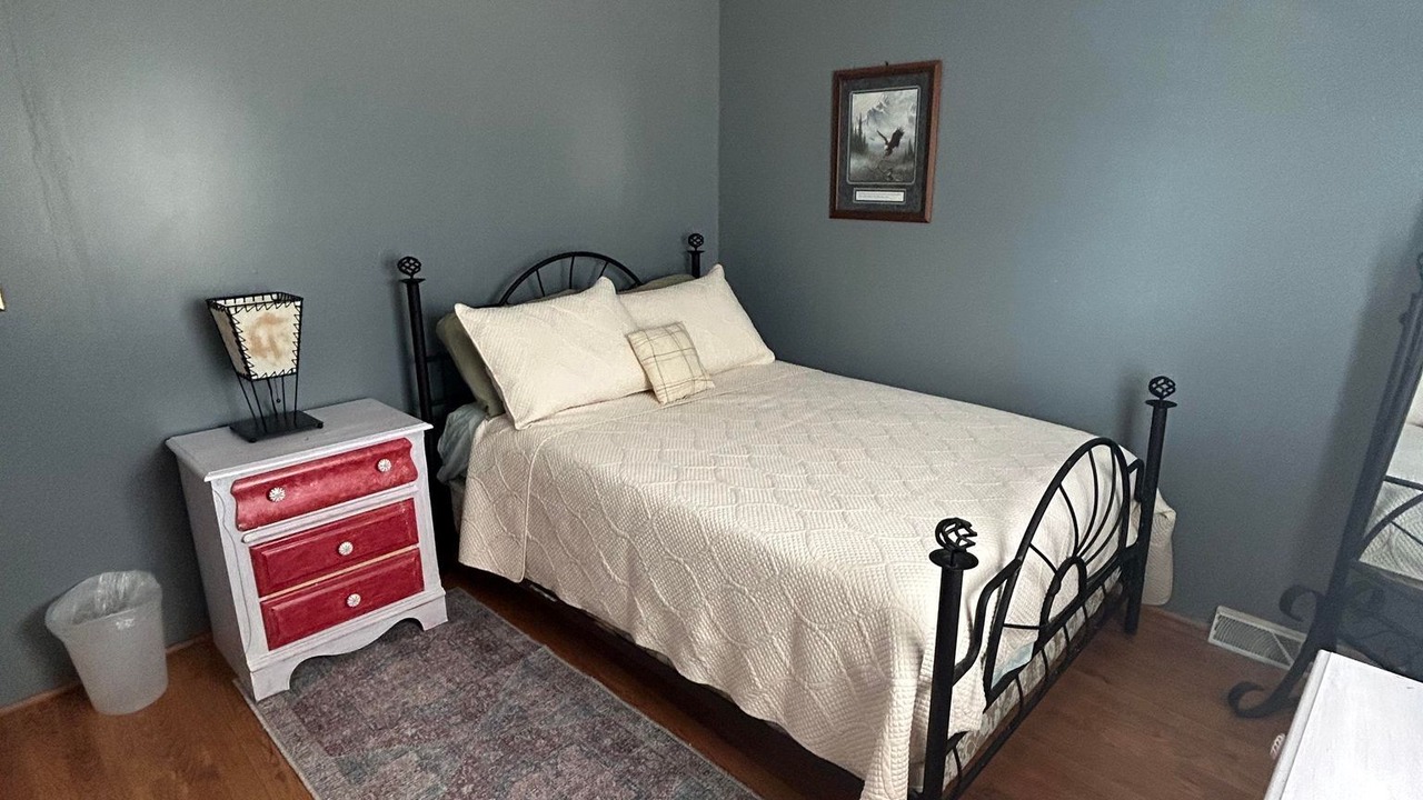 Photo of Bedroom in Lydia