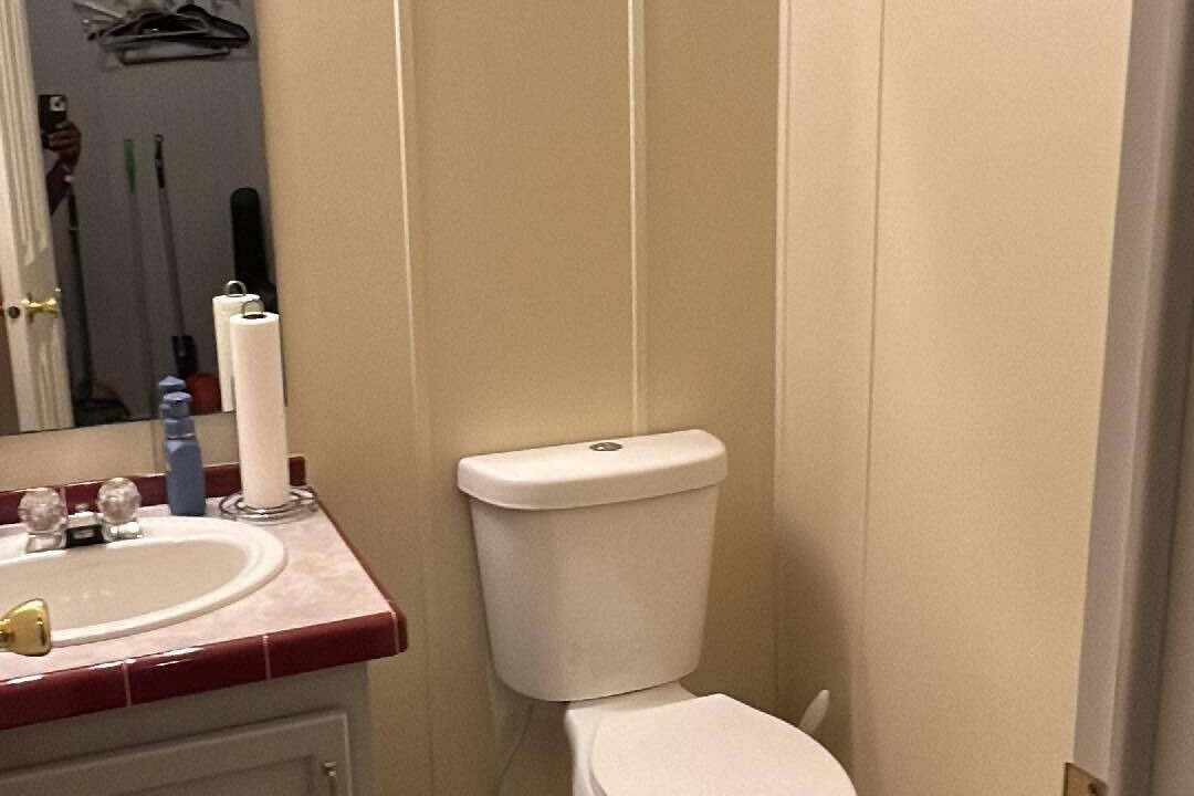 Photo of Bathroom in Lydia