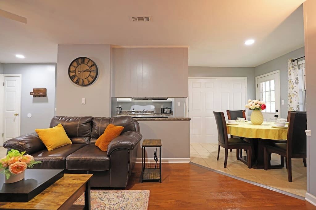 Photo of Livingroom in Evans