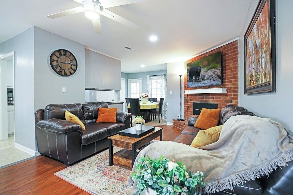 Photo of Livingroom in Evans