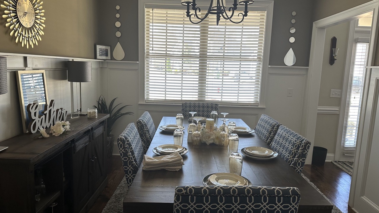 Photo of Bedroom in Appling