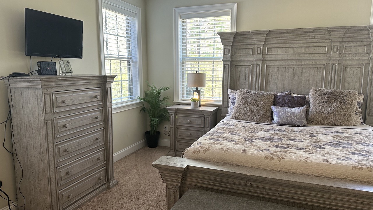 Photo of Bedroom in Appling