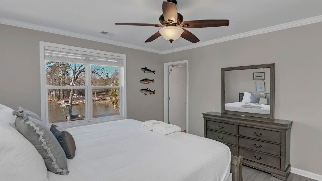 Photo of Bedroom in Chapin