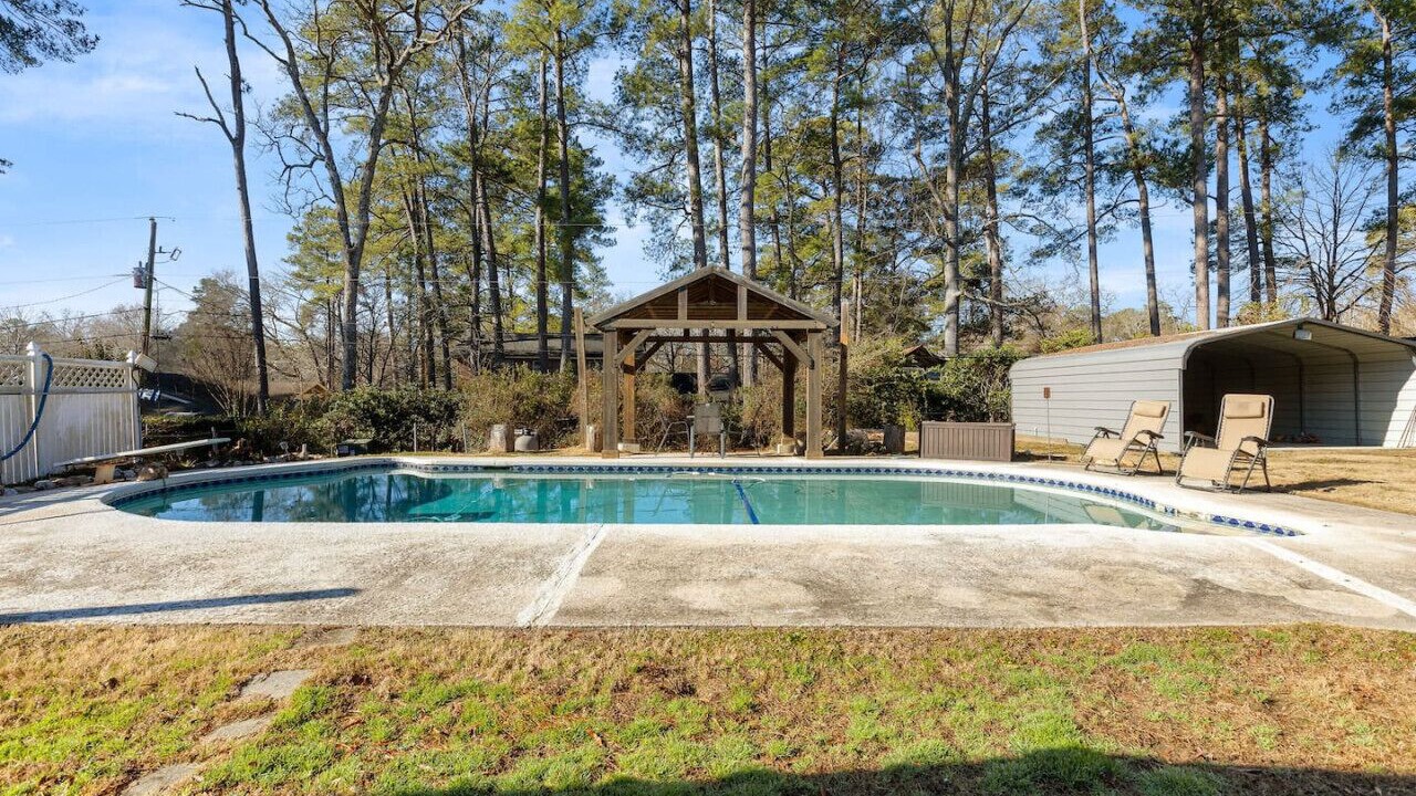 Photo of Outdoor in Seven Oaks