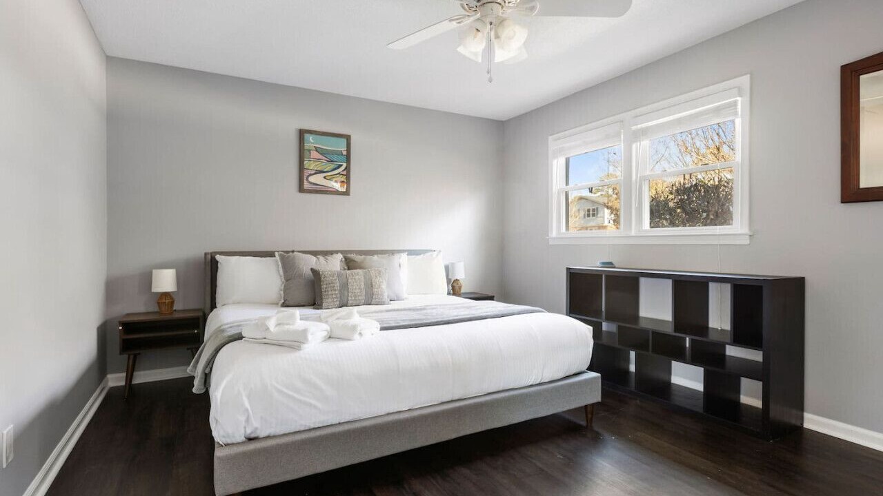 Photo of Bedroom in Seven Oaks