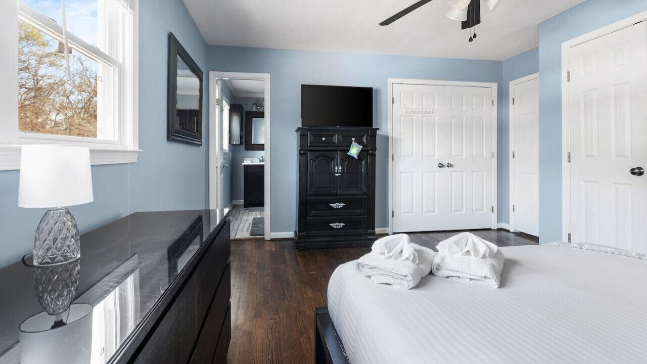 Photo of Bedroom in Seven Oaks