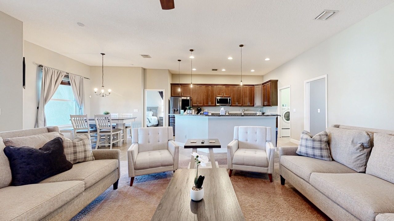 Photo of Livingroom in Plant City