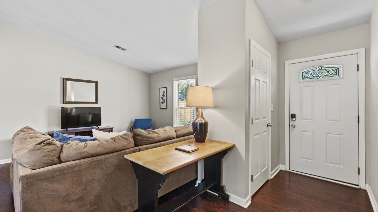 Photo of Livingroom in Golden Grove