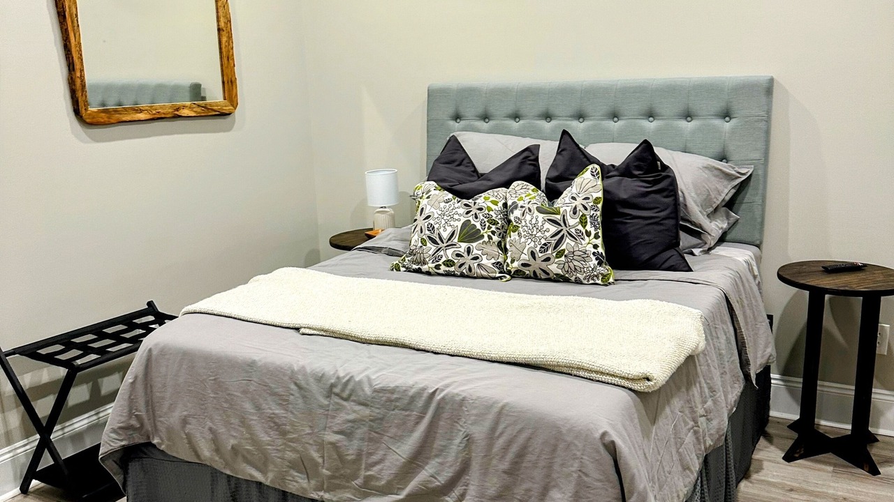 Photo of Bedroom in Greenwood
