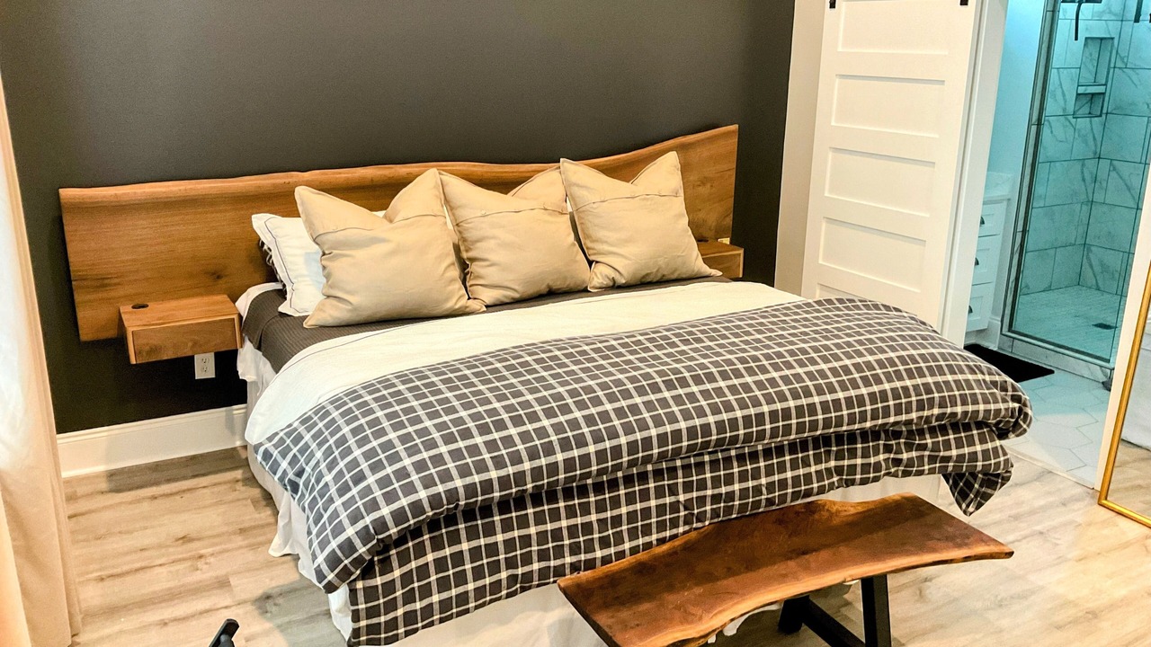 Photo of Bedroom in Greenwood