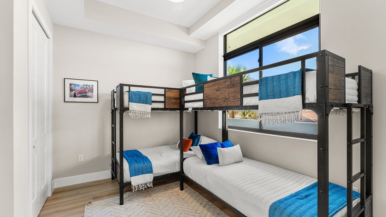 Photo of Bedroom in Melbourne Beach