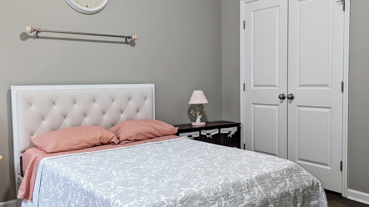 Photo of Bedroom in Evans